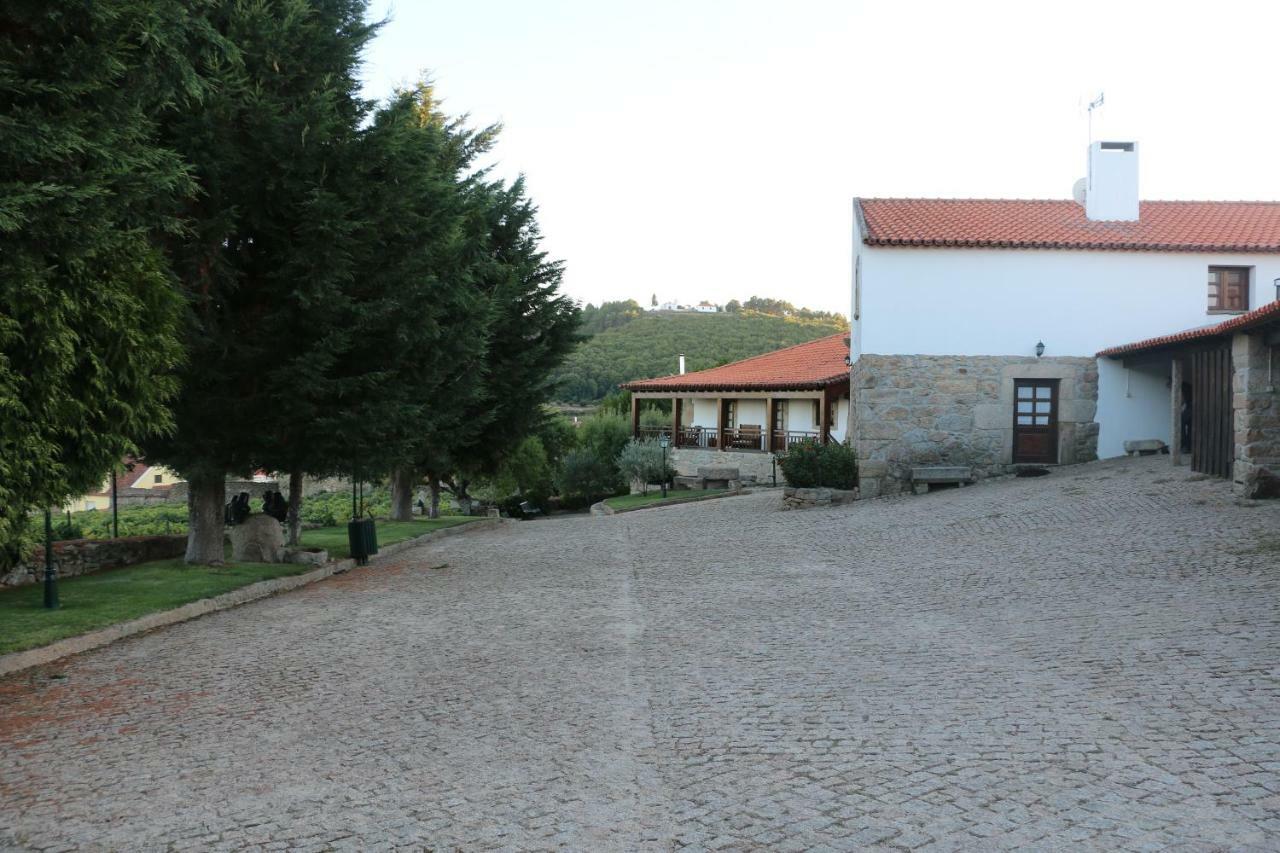 Готель Casa Dona Urraca Vilarinho da Castanheira Екстер'єр фото